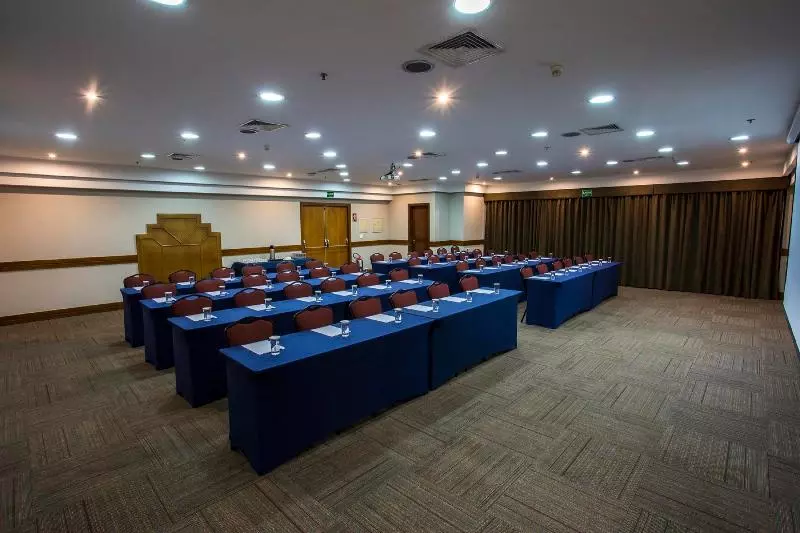 Hotelli Estanplaza Funchal Faria Lima