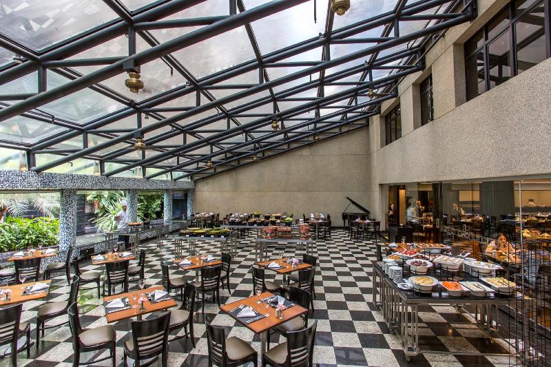 هتل Estanplaza Funchal Faria Lima