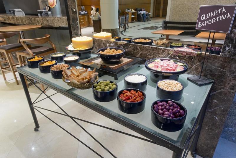 هتل Estanplaza Funchal Faria Lima