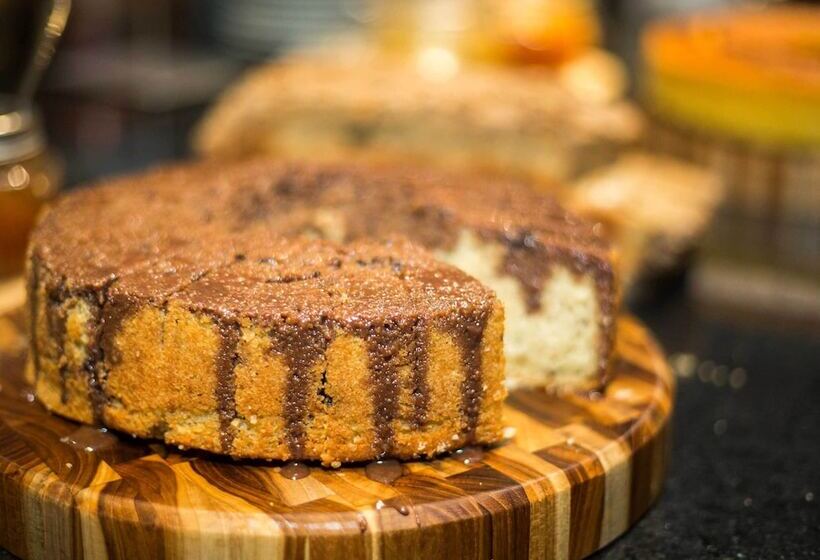 هتل Estanplaza Funchal Faria Lima