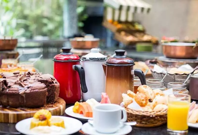 Hotelli Estanplaza Funchal Faria Lima