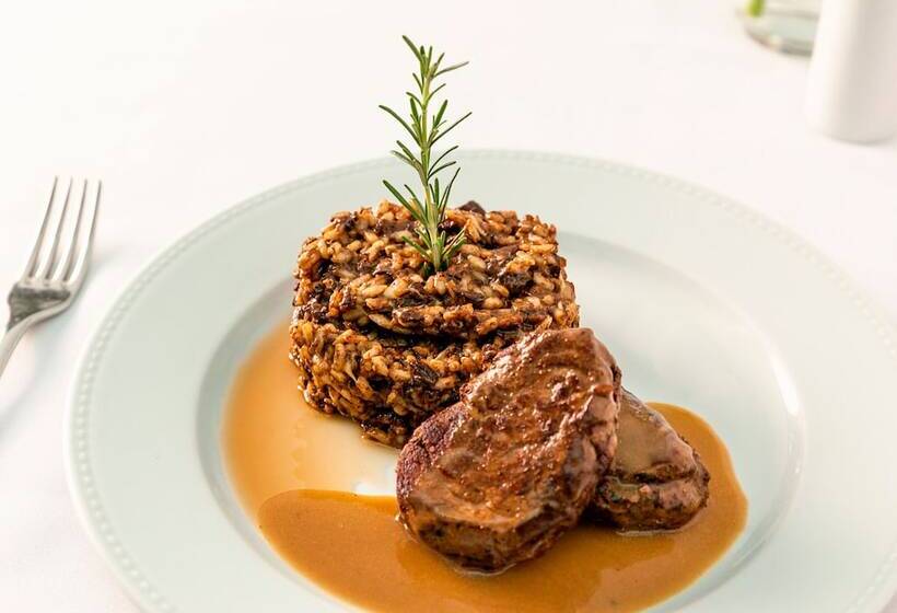 هتل Estanplaza Funchal Faria Lima