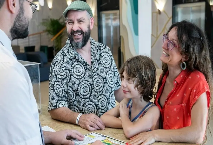 Hôtel Evenia Olympic Suites