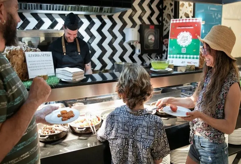 Hôtel Evenia Olympic Suites