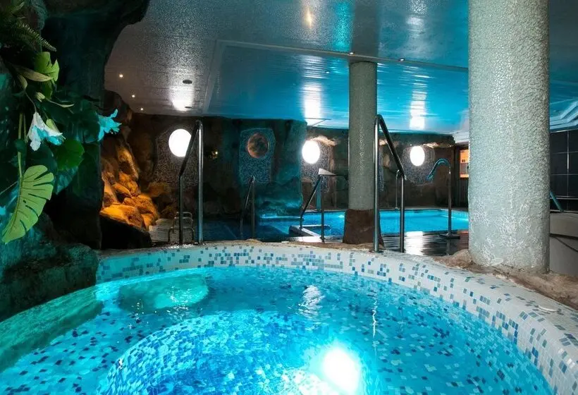 Hôtel Evenia Olympic Suites