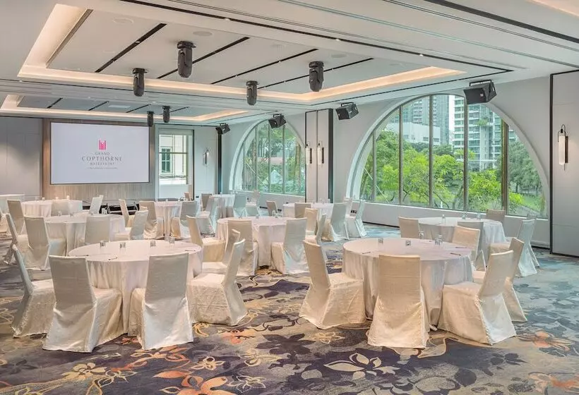 هتل Grand Copthorne Waterfront