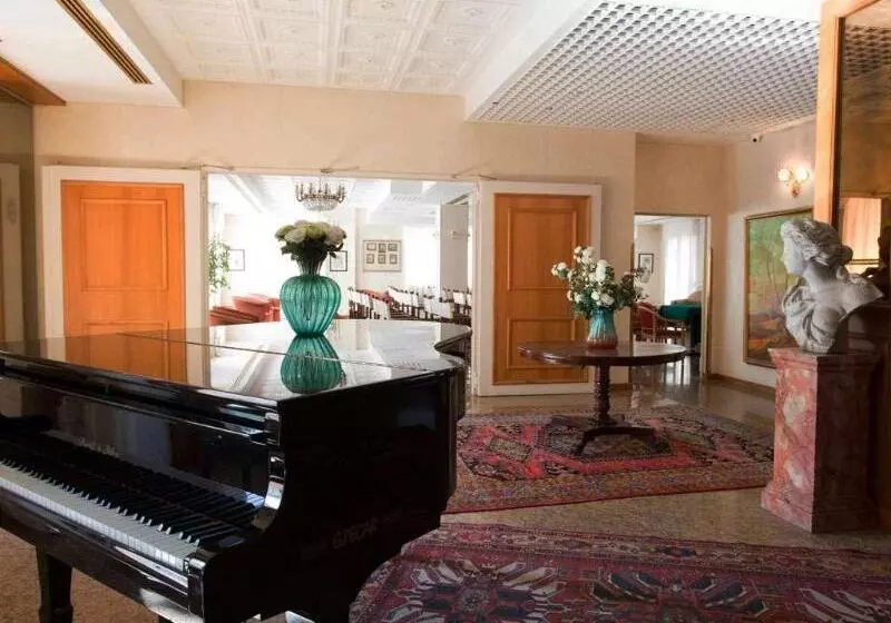 Greif Hotel Maria Theresia