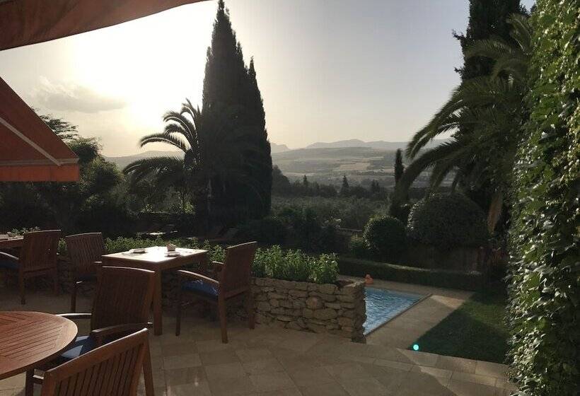 فندق La Fuente De La Higuera