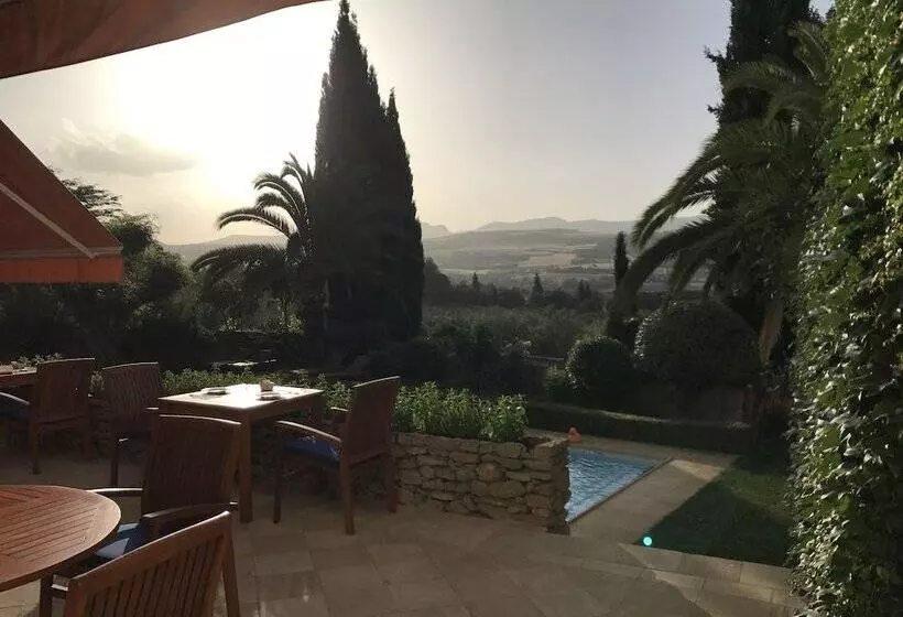 ホテル La Fuente De La Higuera