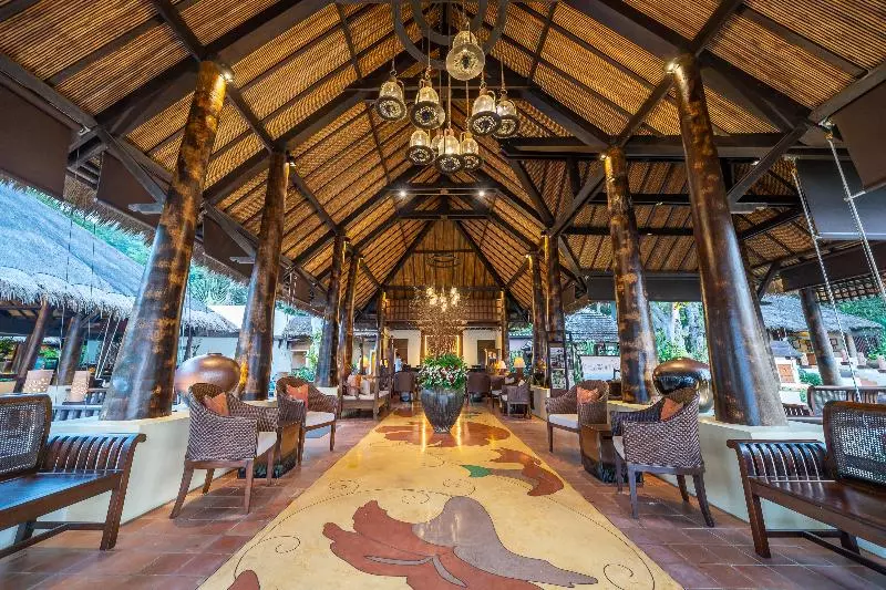 酒店 Le Vimarn Cottages & Spa