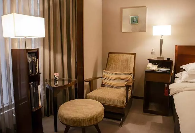 Hotelli Les Suites Taipei   Da An