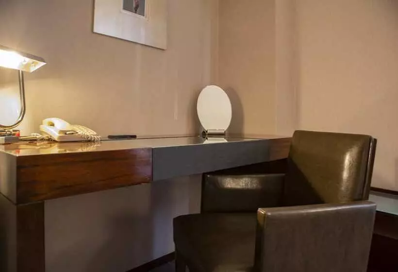 Hotelli Les Suites Taipei   Da An