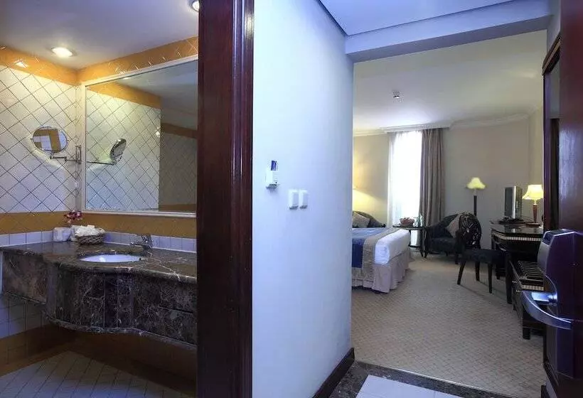 Отель Mena Andalusia Riyadh