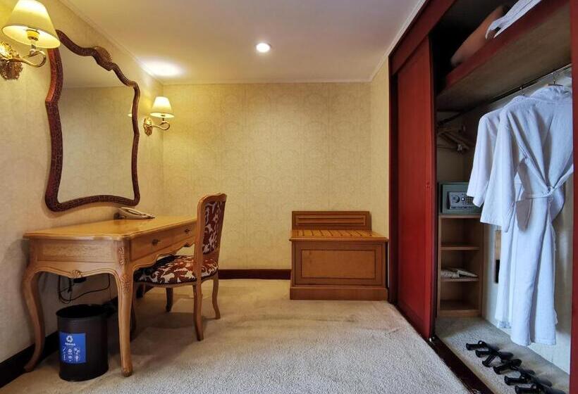 ホテル Qingdao Oceanwide Elite