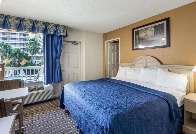 فندق Quality Inn & Suites On The Beach