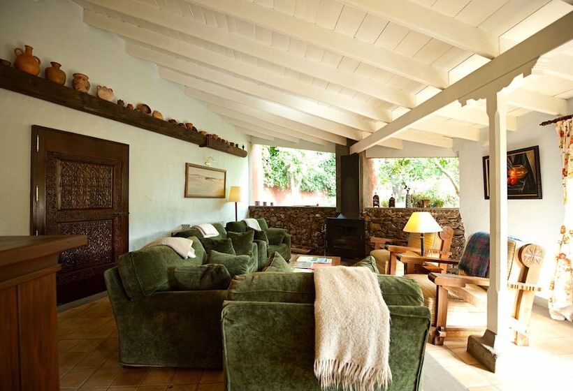 هتل روستایی Rural Las Calas