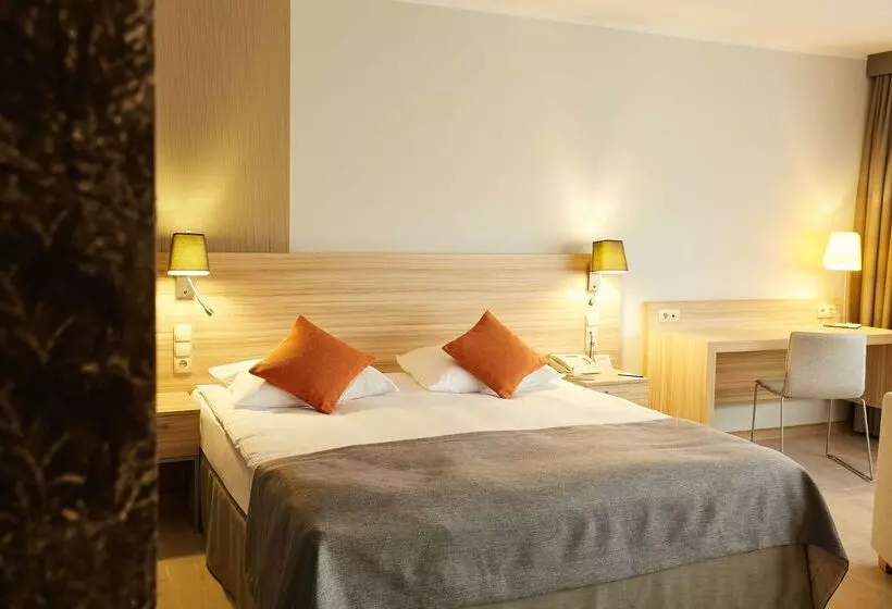 Отель Scandic Wrocław