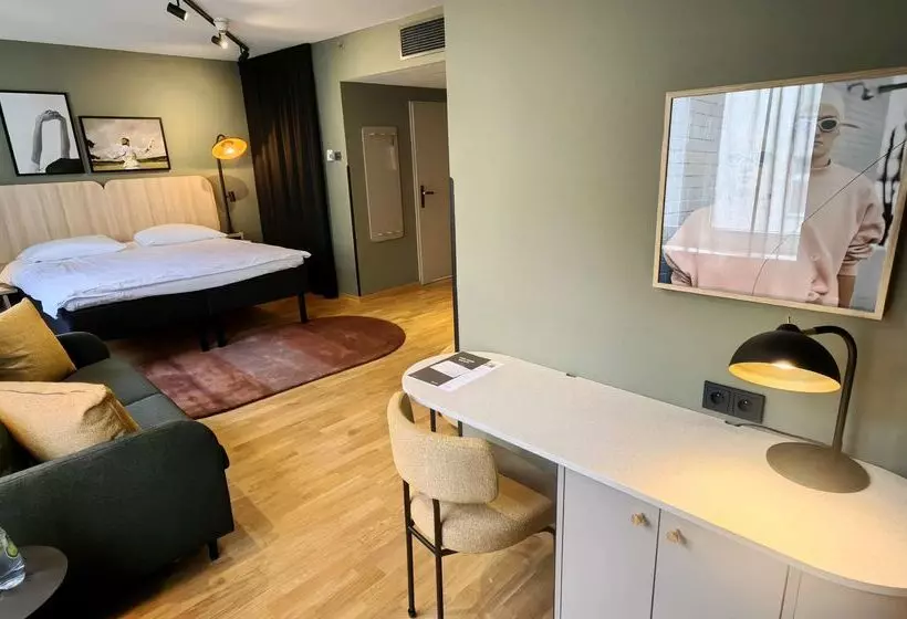 Отель Scandic Wrocław