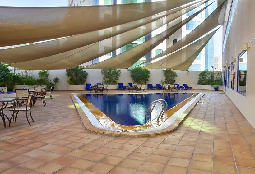 ホテル Swissbel Sharjah