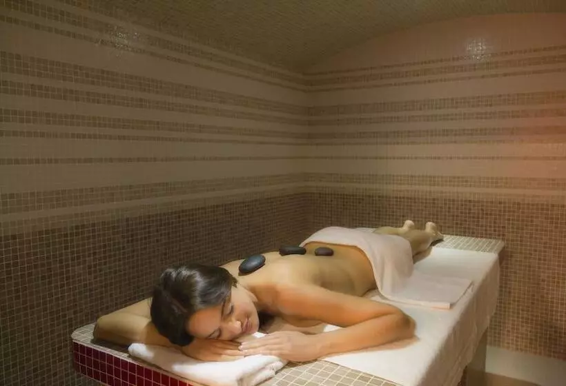 Thalazur Port Camargue Hotel & Spa