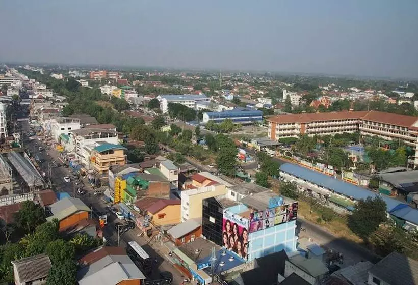 Topland Hotel & Convention Centre