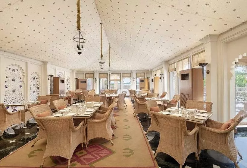 ホテル Trident Udaipur