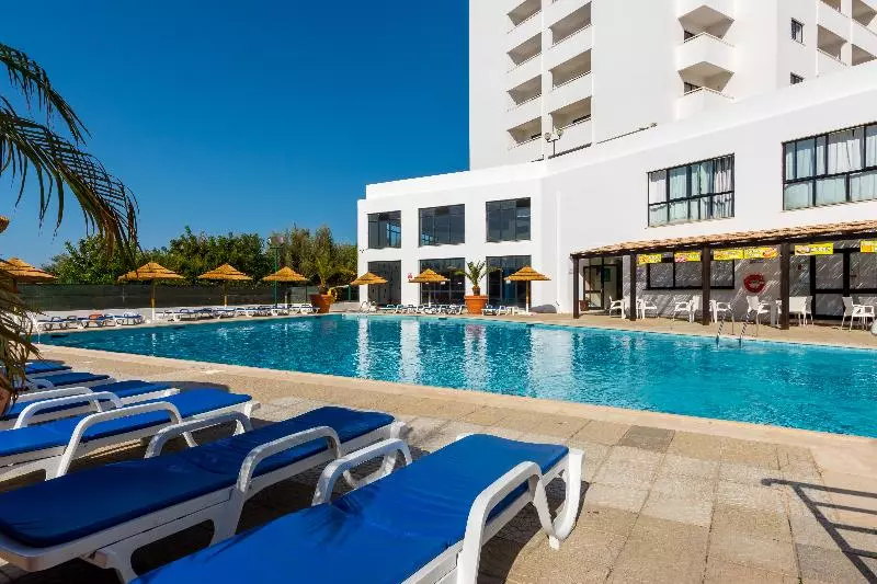 Apartamentos Turísticos Janelas Do Mar