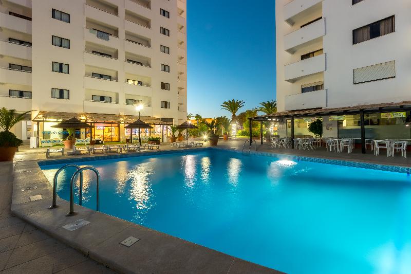 Apartamentos Turísticos Janelas Do Mar