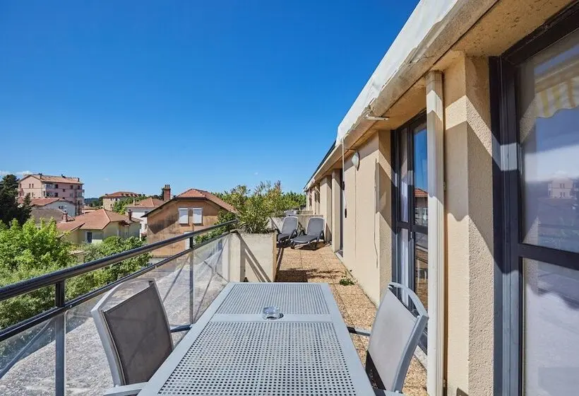 Odalys City - Aix en Provence Centre Rotonde - Les Floridianes