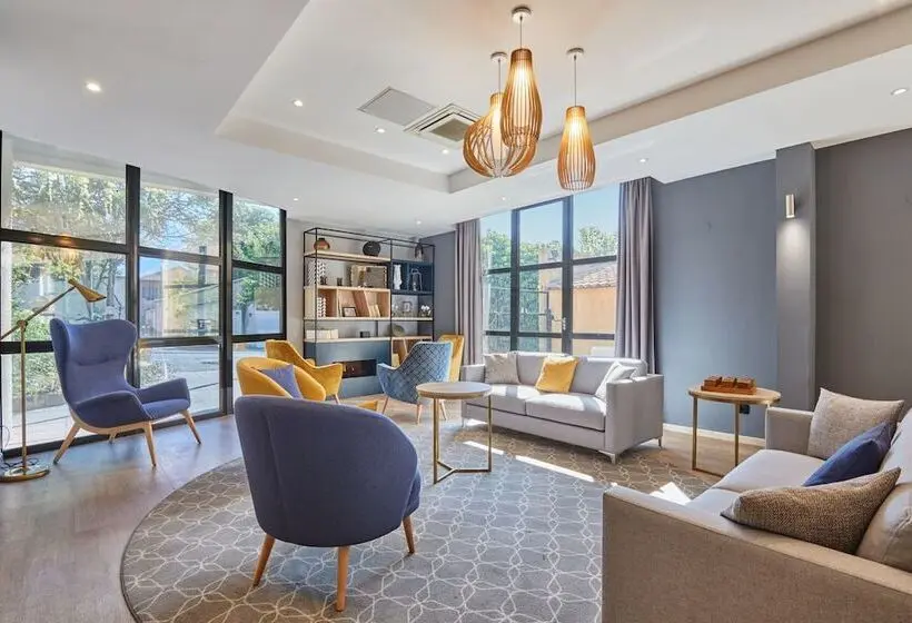 Odalys City - Aix en Provence Centre Rotonde - Les Floridianes