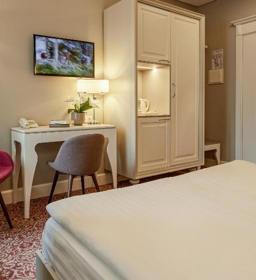 Ratonda Centrum Hotels