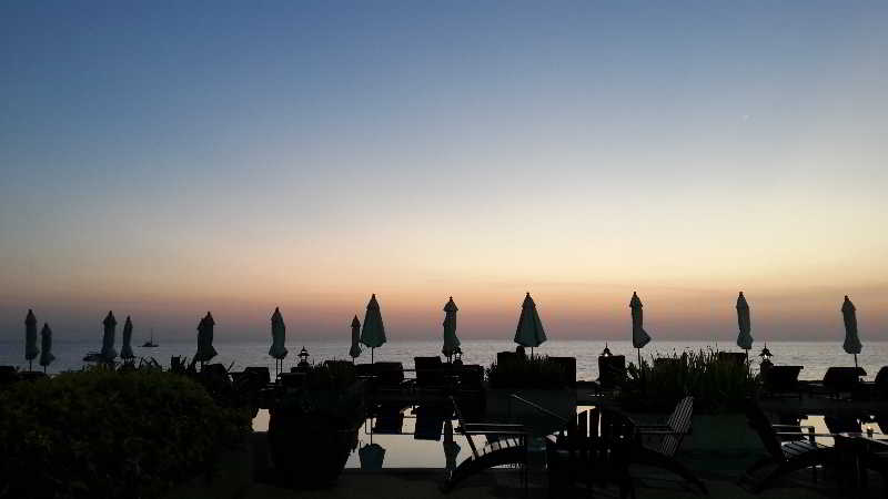 Mukdara Beach Villa & Spa Resort