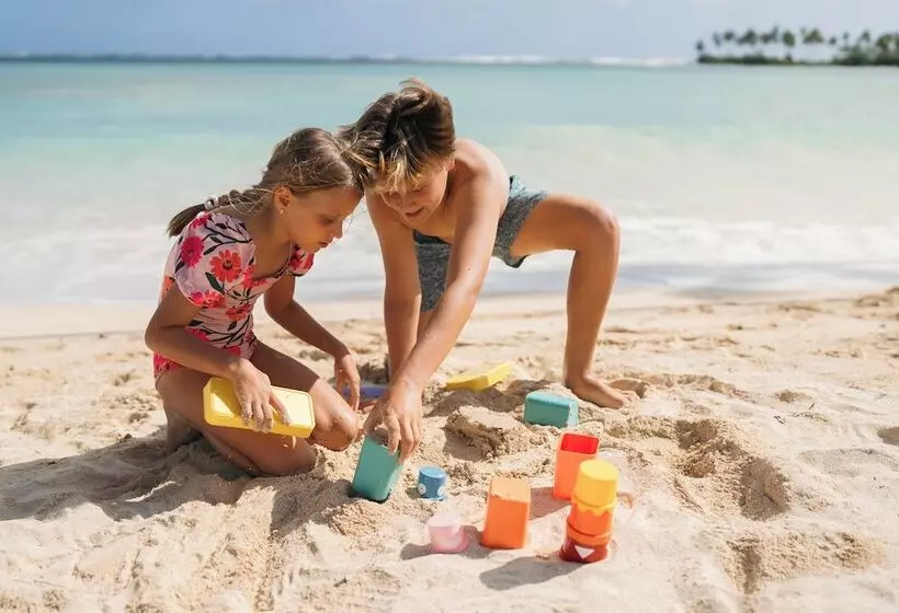 Wyndham Alltra Samana All Inclusive Resort