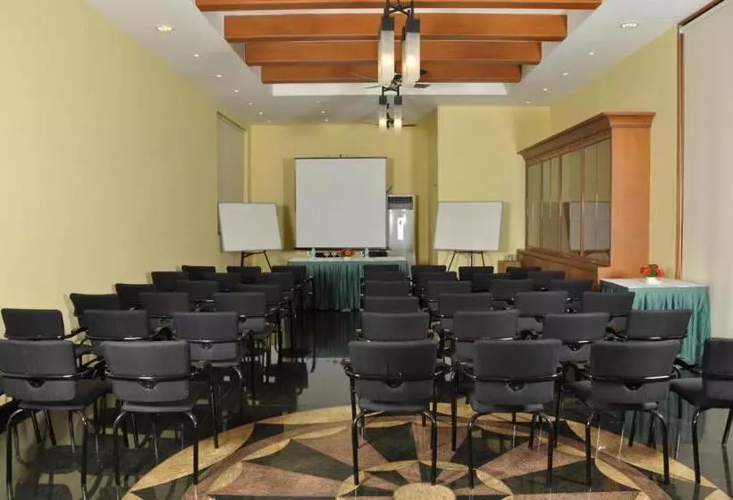 Angsana Oasis Spa & Resort