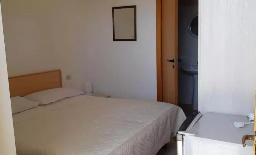 ベッドアンドブレックファースト Residence Alga Blu Sul Mare