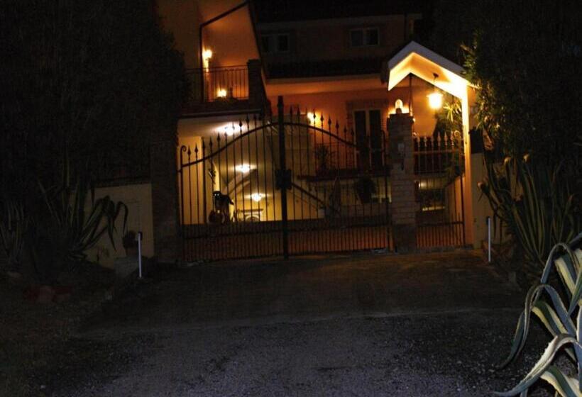 Bed And Breakfast Villa Algi
