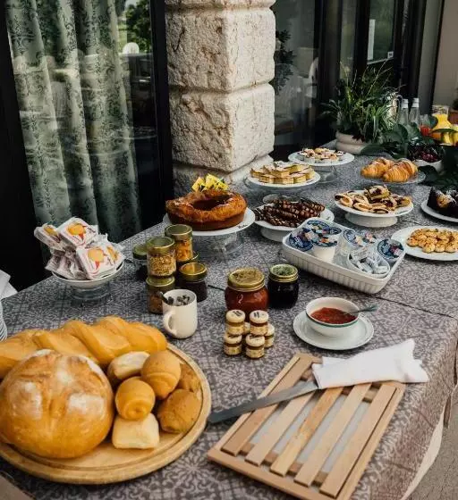 ホテル Albergo La Meridiana
