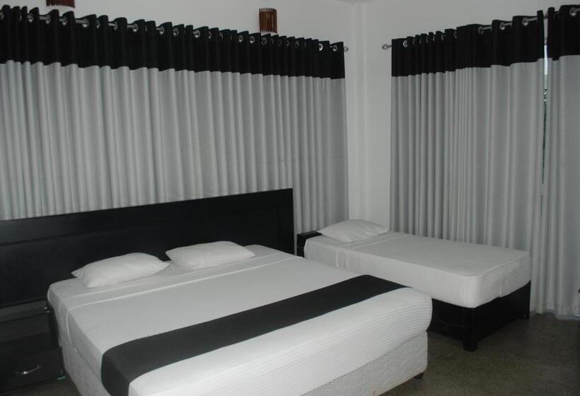 בית מלון כפרי Elephant Entrance