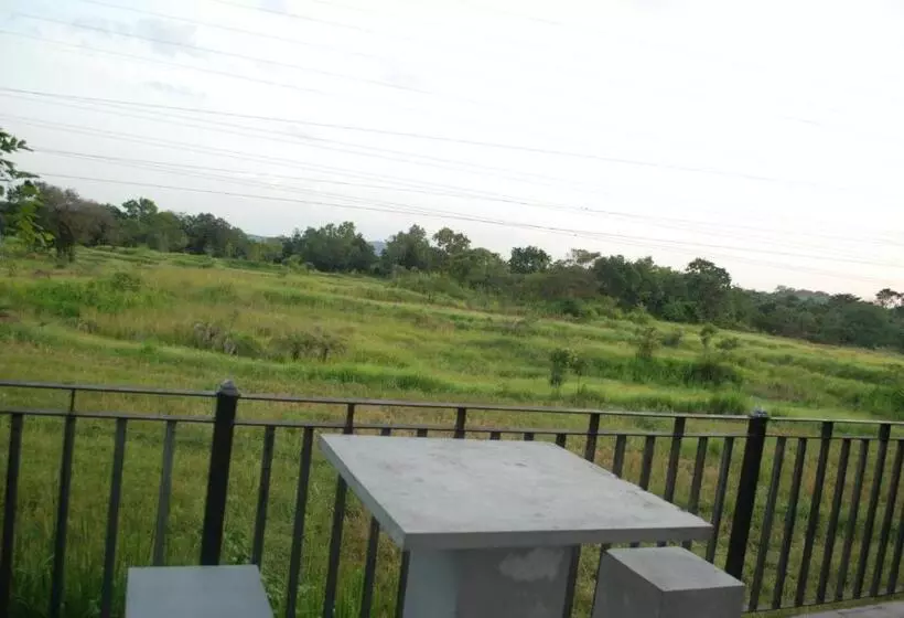 هتل Elephant Entrance
