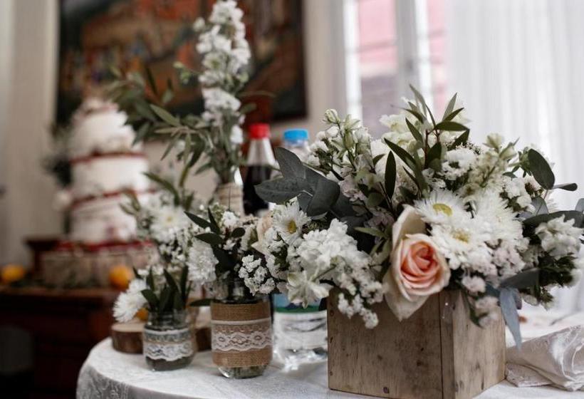 هتل Relais De La Haute Ville Tana