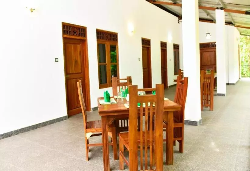 Majatalo Ariya Rest & Ayurveda Spa