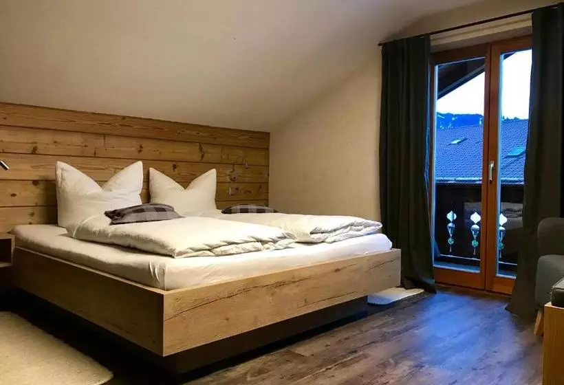 Aamiaismajoitus (B&B) Gästehaus Edlhuber