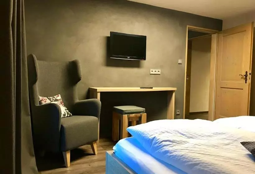 Aamiaismajoitus (B&B) Gästehaus Edlhuber