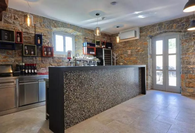 هتل B&b Artegnana 1798
