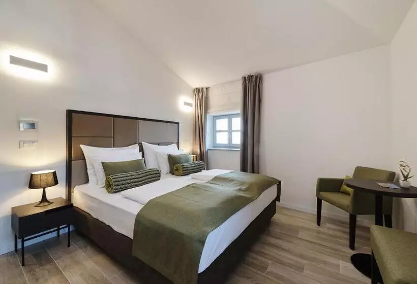 هتل B&b Artegnana 1798