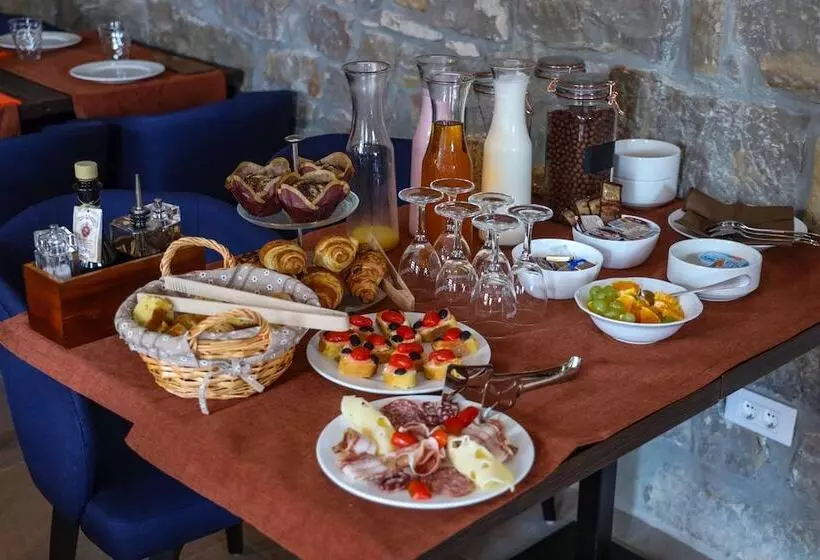 هتل B&b Artegnana 1798