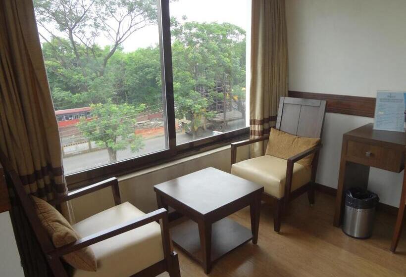 Hotel The Legend Inn @nagpur