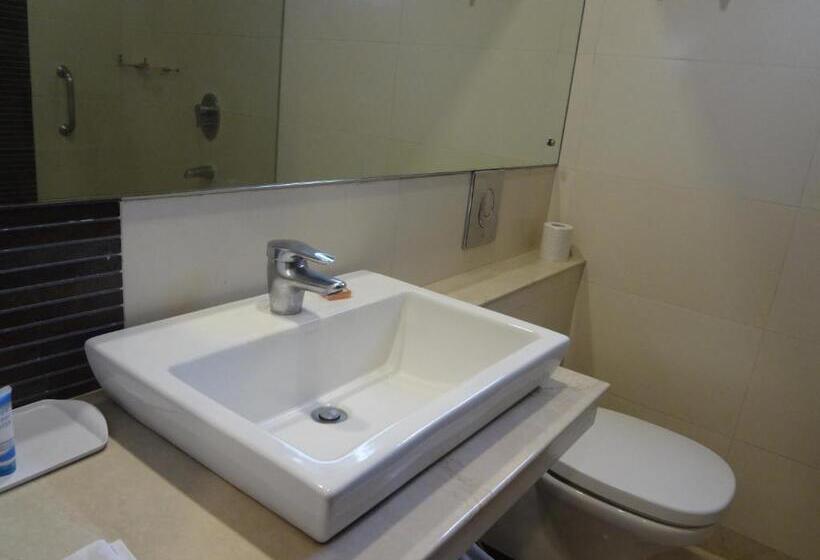 Hotel The Legend Inn @nagpur