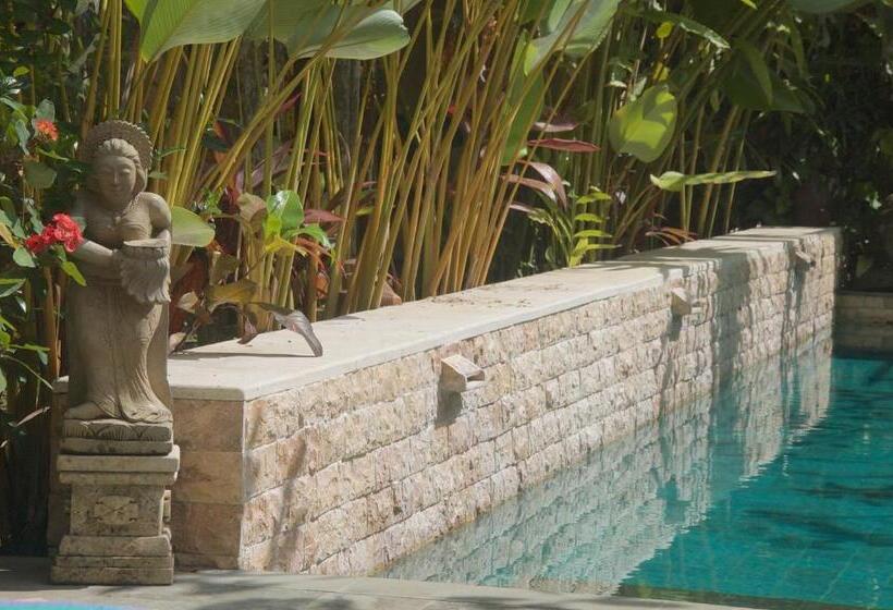 בית מלון כפרי Taman Rahasia Tropical Sanctuary And Spa