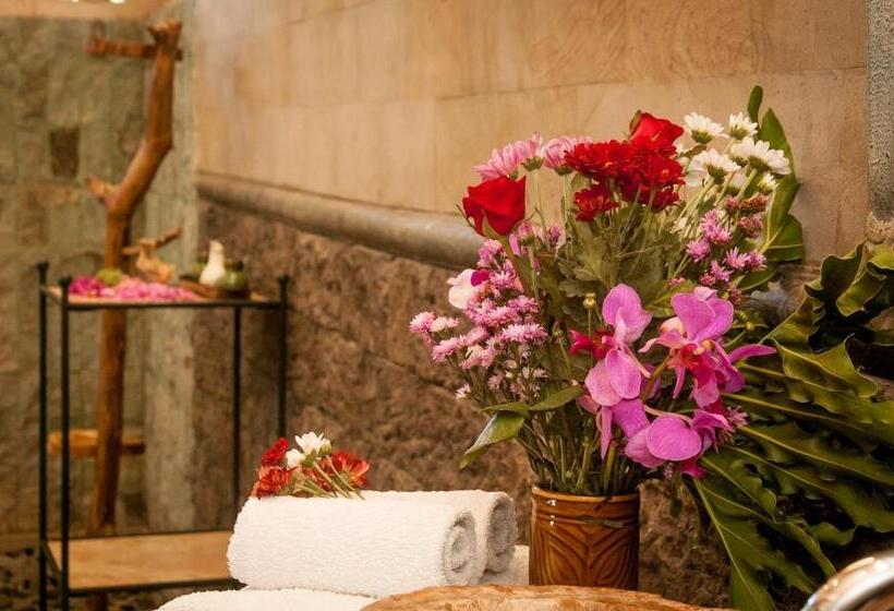 בית מלון כפרי Taman Rahasia Tropical Sanctuary And Spa